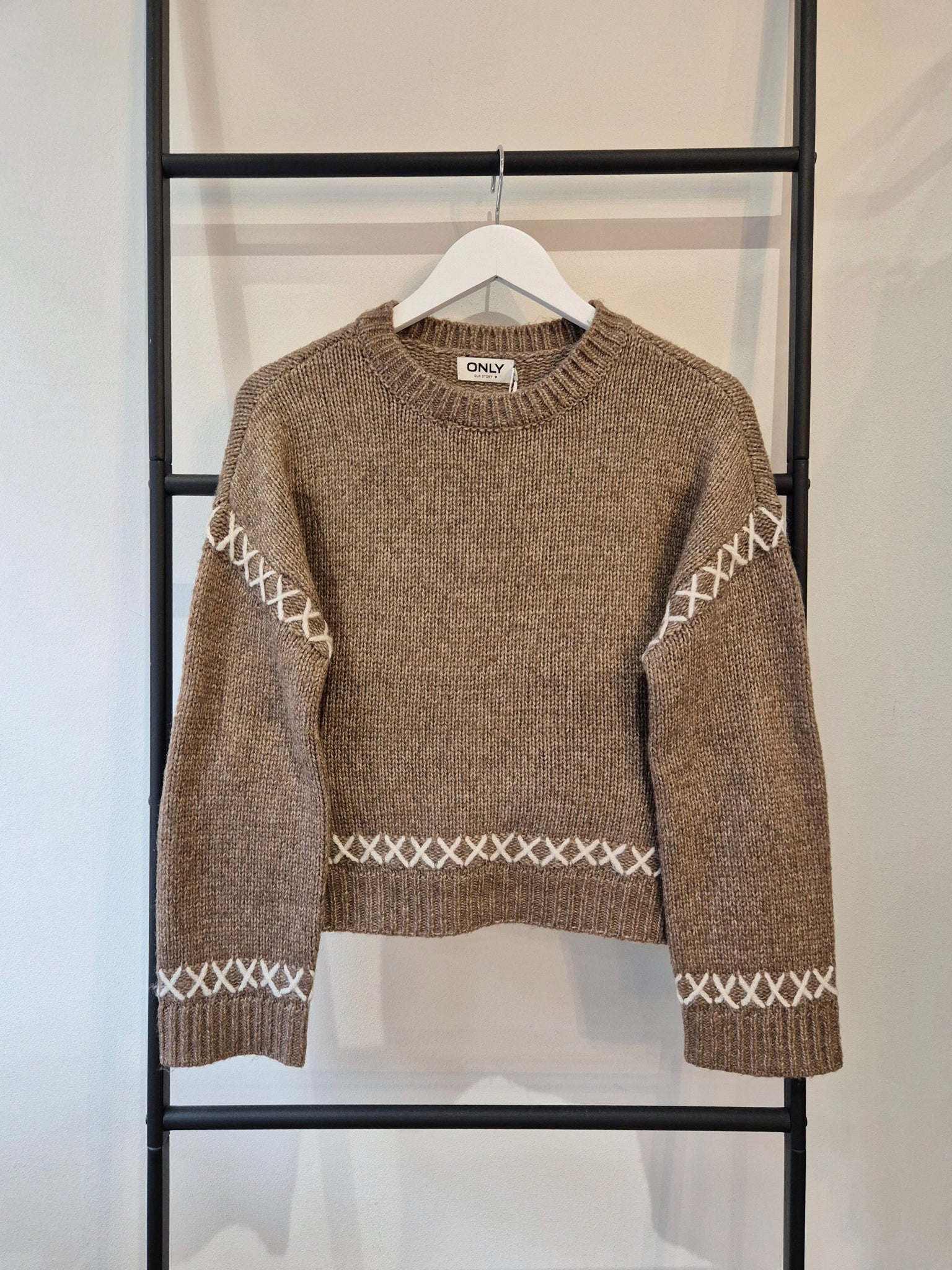 Only Contrast Stitch Chunky Jumper In Malt Brown