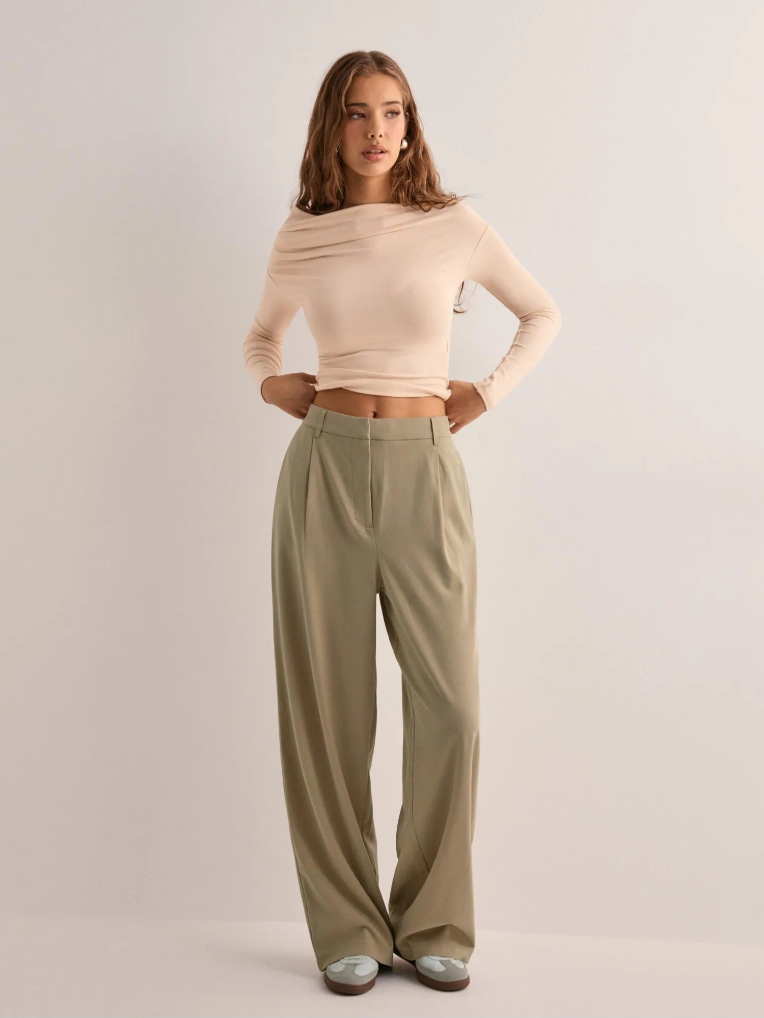 Pieces Mid Waist Baggy Trousers