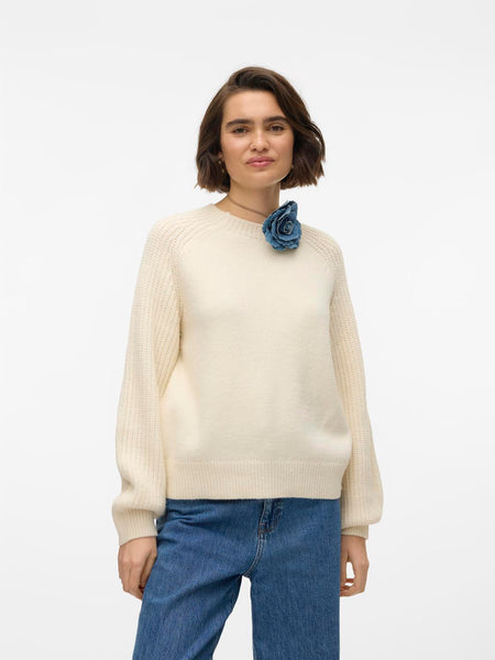 VM Knitted Pullover In Cream